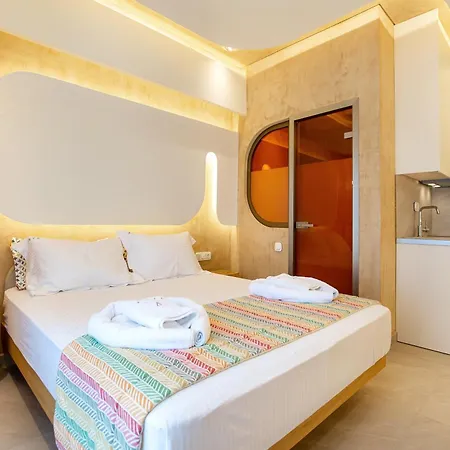 Arya Aparthotel 3*