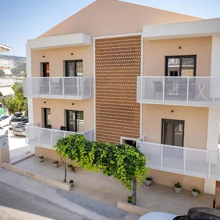 Apart Otel Arya Potos